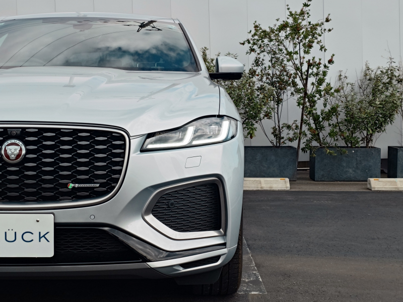 ジャガー F-PACE 中古車