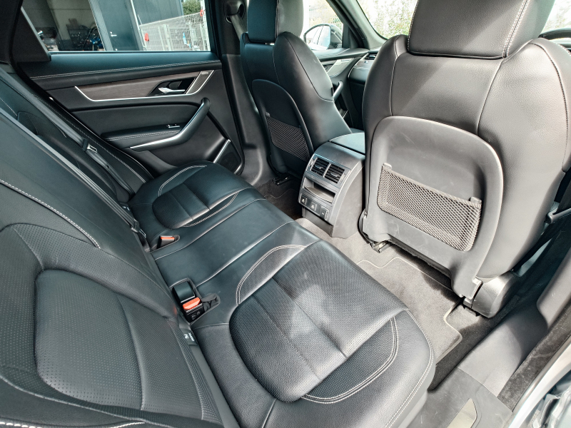 ジャガー F-PACE 中古車