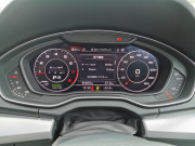 アウディ Q5 中古車