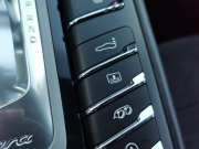 ポルシェ パナメーラ 中古車