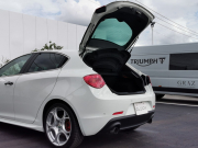 アルファロメオ ジュリエッタ 中古車