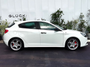 アルファロメオ ジュリエッタ 中古車