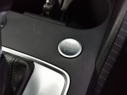 アウディ Q2 中古車