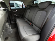 アウディ Q2 中古車