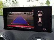 アウディ Q2 中古車