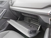 アウディ Q2 中古車