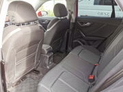 アウディ Q2 中古車