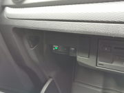 アウディ Q2 中古車