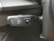 アウディ Q2 中古車