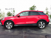 アウディ Q2 中古車