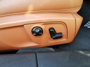 マセラティ ギブリ 中古車