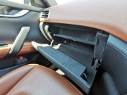 マセラティ ギブリ 中古車