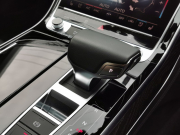 アウディ A8 中古車