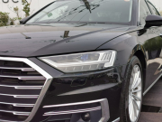 アウディ A8 中古車