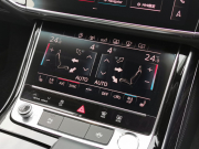 アウディ A8 中古車