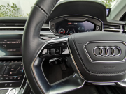 アウディ A8 中古車