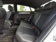 フォルクスワーゲン アルテオン 中古車