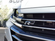 フォルクスワーゲン アルテオン 中古車