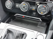 フォルクスワーゲン アルテオン 中古車