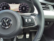 フォルクスワーゲン アルテオン 中古車