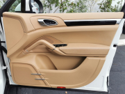 ポルシェ カイエン 中古車