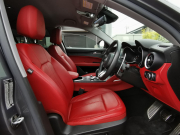 アルファロメオ ステルヴィオ 中古車