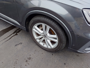 アウディ Q7 中古車