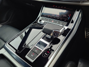 アウディ Q7 中古車
