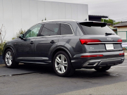 アウディ Q7 中古車
