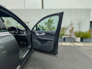 アウディ Q7 中古車