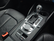 アウディ A3スポーツバック 中古車