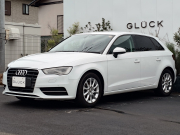 アウディ A3スポーツバック 中古車