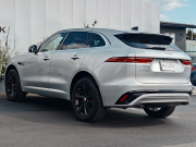 ジャガー F-PACE 中古車