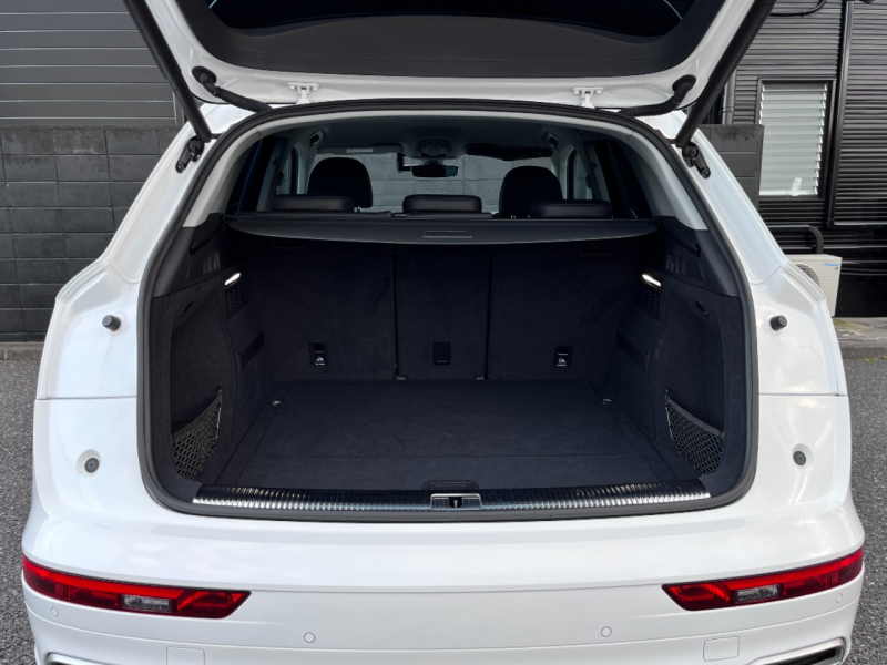 アウディ Q5 中古車