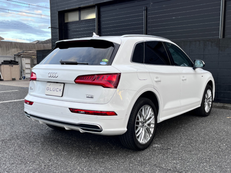 アウディ Q5 中古車