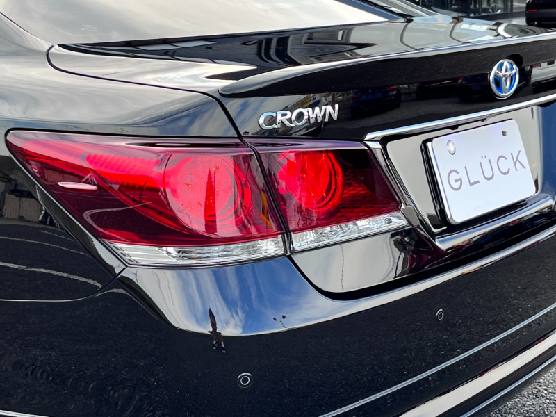 トヨタ クラウンハイブリッド 中古車