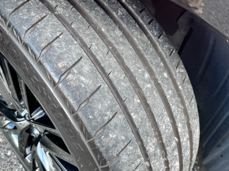 トヨタ クラウンハイブリッド 中古車