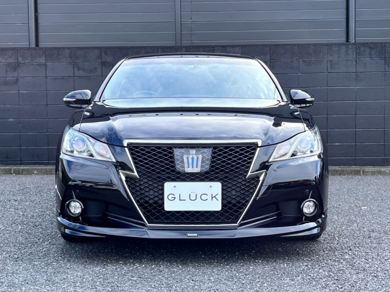 トヨタ クラウンハイブリッド 中古車