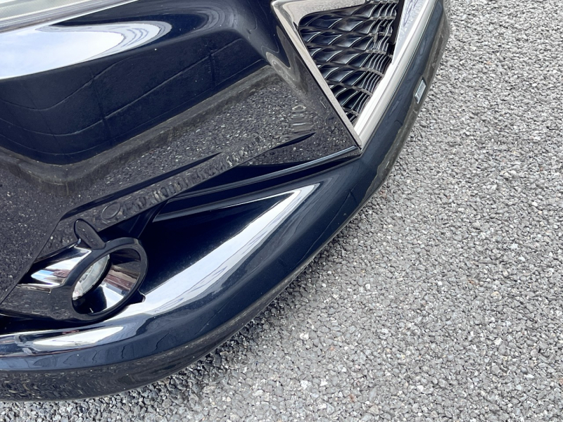 トヨタ クラウンハイブリッド 中古車