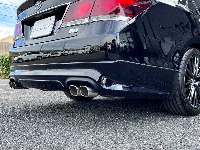 トヨタ クラウンハイブリッド 中古車