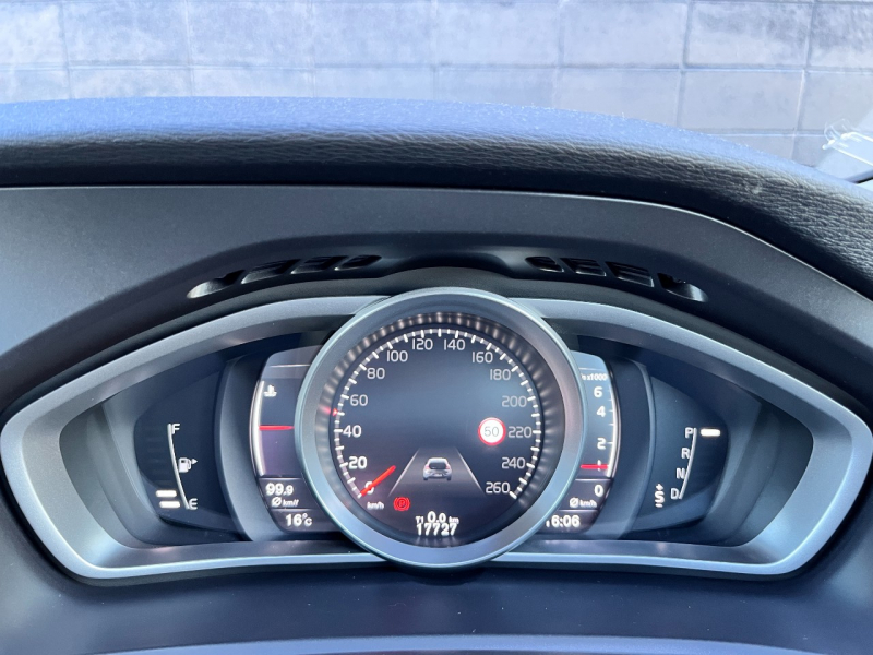 ボルボ V40 中古車