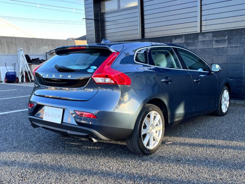 ボルボ V40 中古車