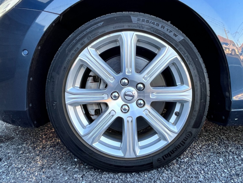 ボルボ V40 中古車