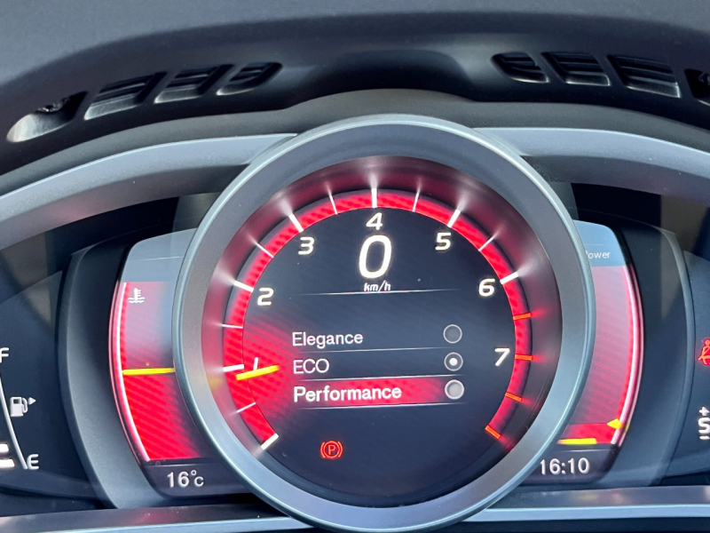 ボルボ V40 中古車