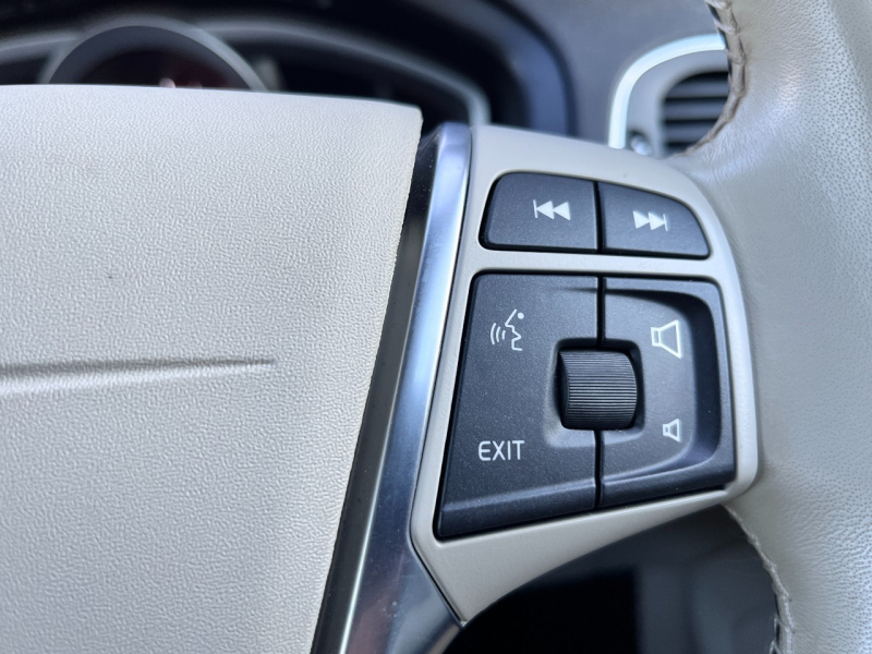 ボルボ V40 中古車