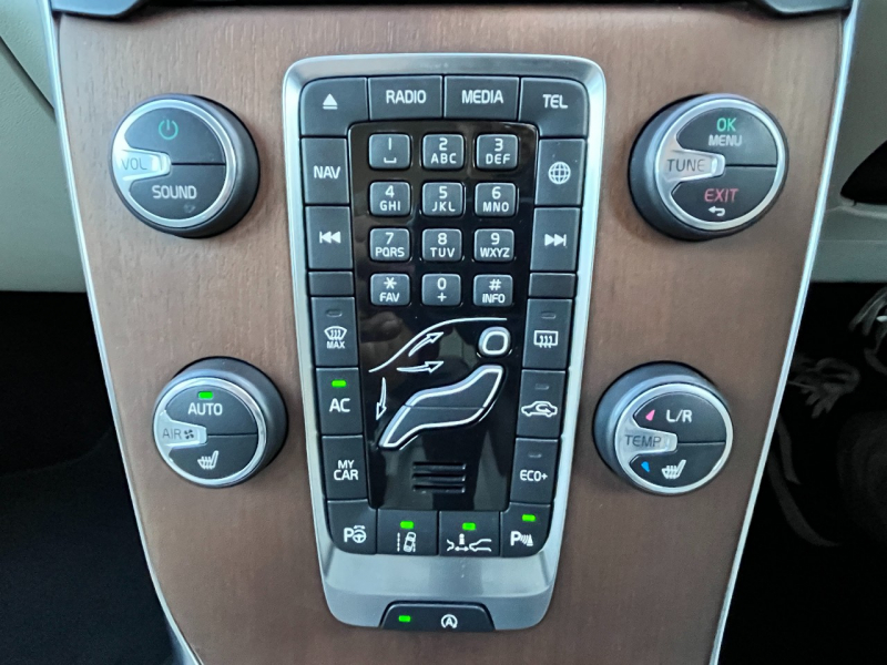 ボルボ V40 中古車