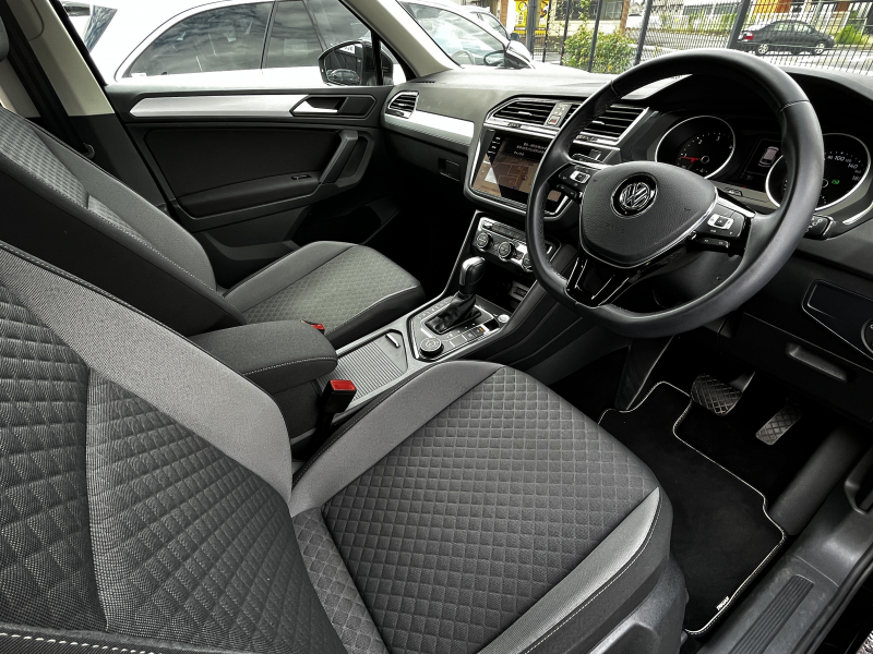 フォルクスワーゲン ティグアン 中古車