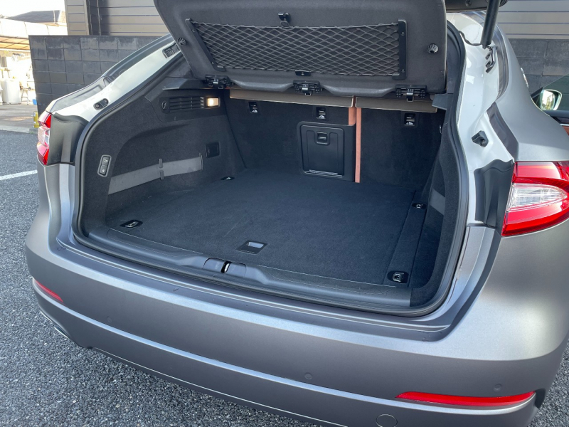 マセラティ レヴァンテ 中古車