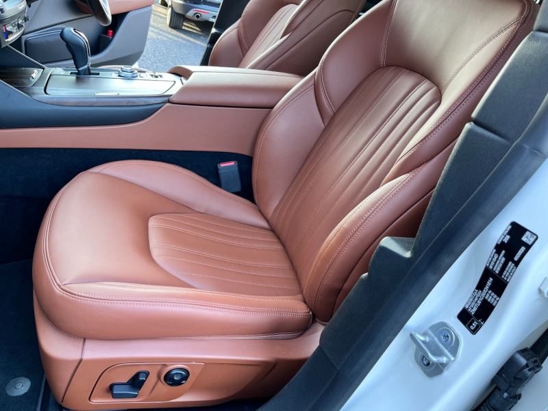 マセラティ レヴァンテ 中古車