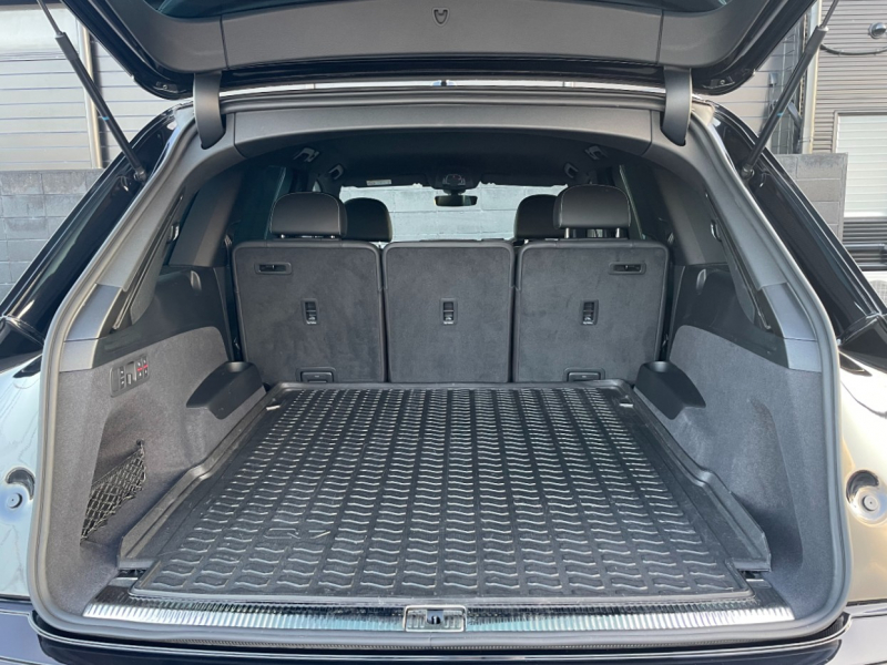 アウディ Q7 中古車